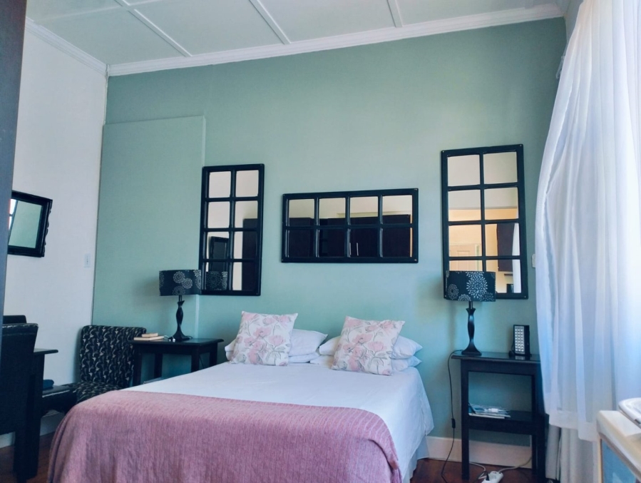 7 Bedroom Property for Sale in Berea Eastern Cape